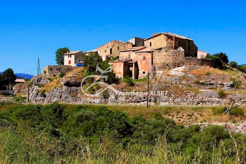 Holiday home Gite Les Granges Dans Ferme Provencale. 14 Pers Ongles
